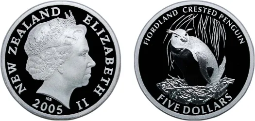 5 Dollars - Elizabeth II (4th Portrait; Fiordland Crested Penguin
