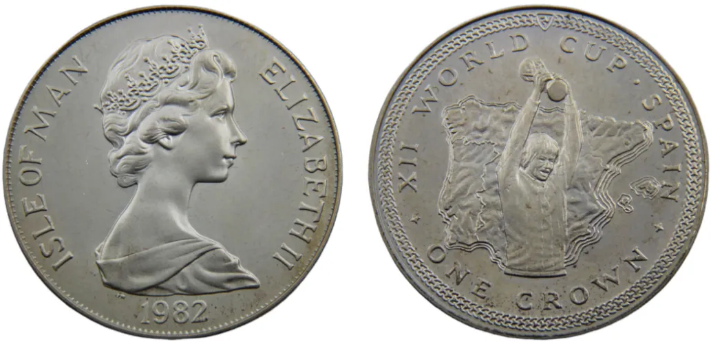 1982 1 Crown World Cup, Holding the Trophy aloft (BU) - Isle of